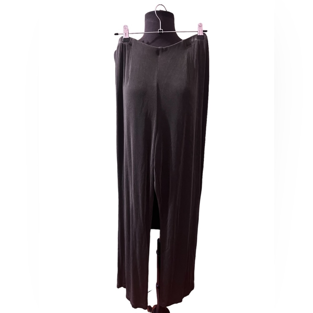 Chico’s Travelers Pants size 2 - Olive Color